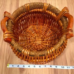 $5.95🚢 Large Sturdy Get Organized! Basket Woven